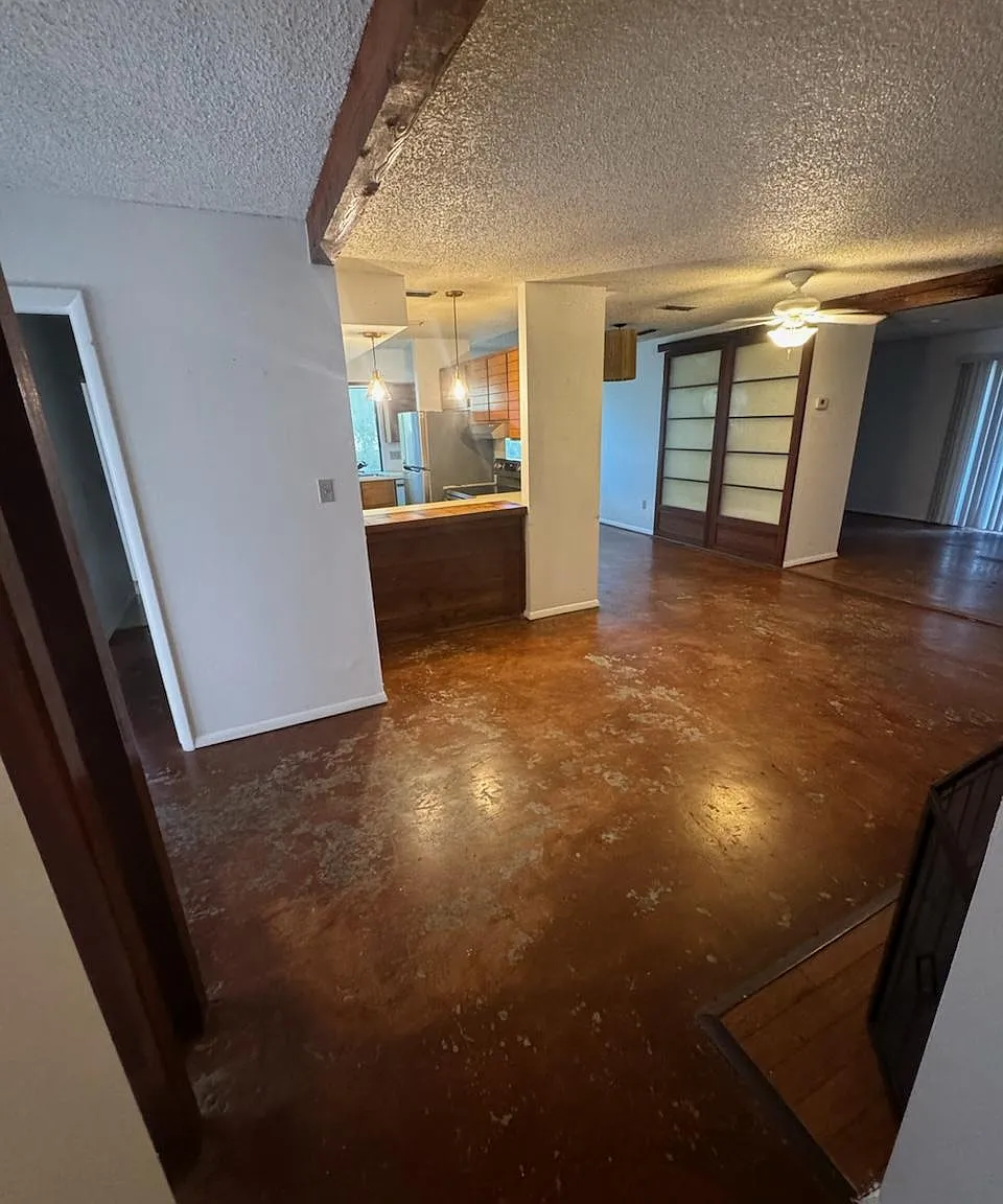 2 bed, 1094 sqft, $1,400 — Photo 2