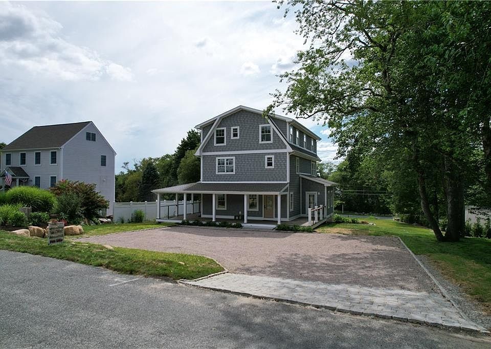 1st image of 61 Slope Ave