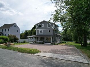 61 Slope Ave, South Kingstown, RI 02879