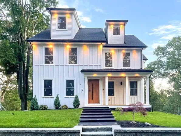 17 Gayland Rd, Needham, MA 02492