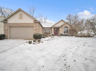 307 Augusta Dr, Elyria, OH 44035