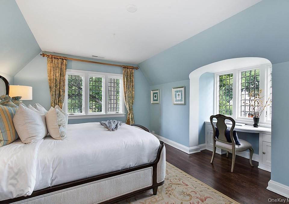 28th image of this home