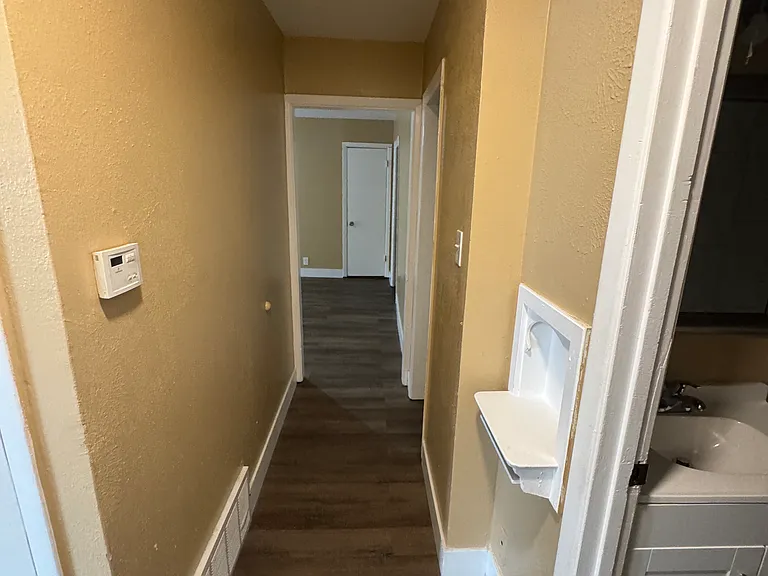 5525 Anderson St — Photo 19