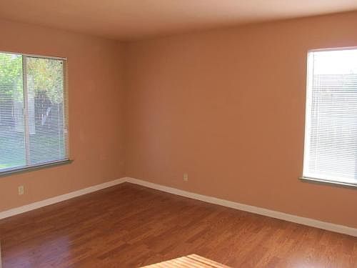 Lg bedroom