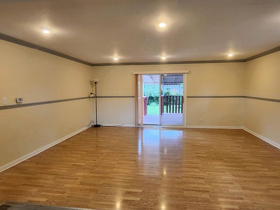 5th image of 104 Windsor Ln