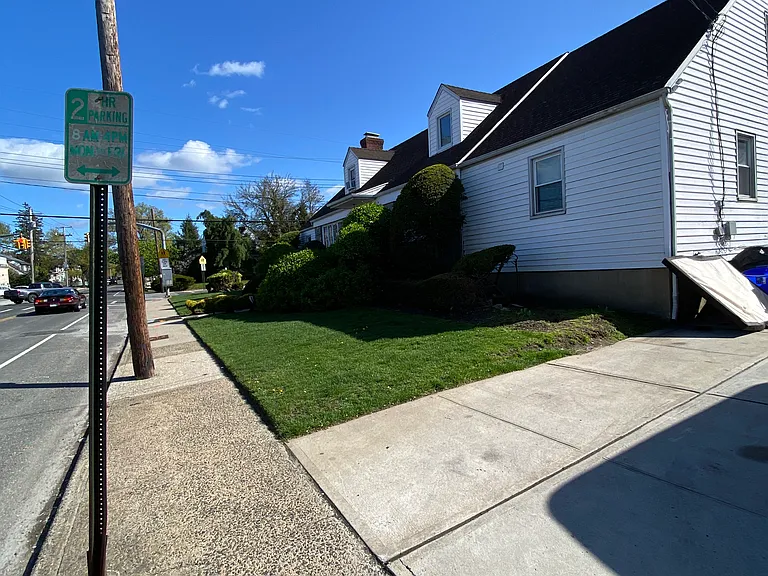 336 Scranton Ave #1 — Photo 52