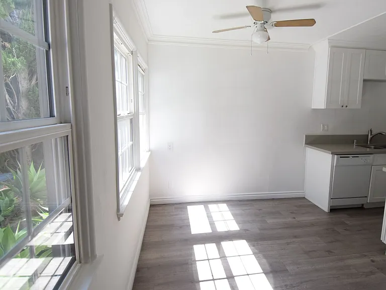 10385 W Olympic Blvd — Photo 4