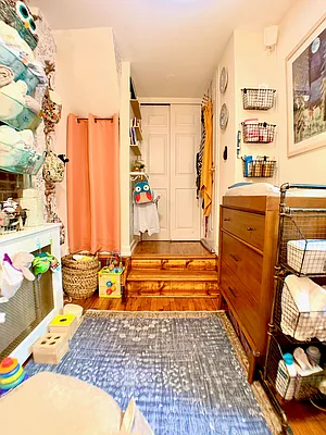 Rented by Compass | media 9