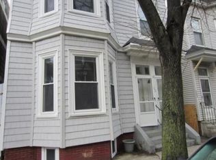 682 1/2 E 7th St, South Boston, MA 02127