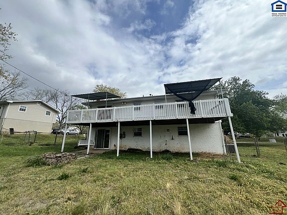3rd image of 7204 Fairbanks Rd