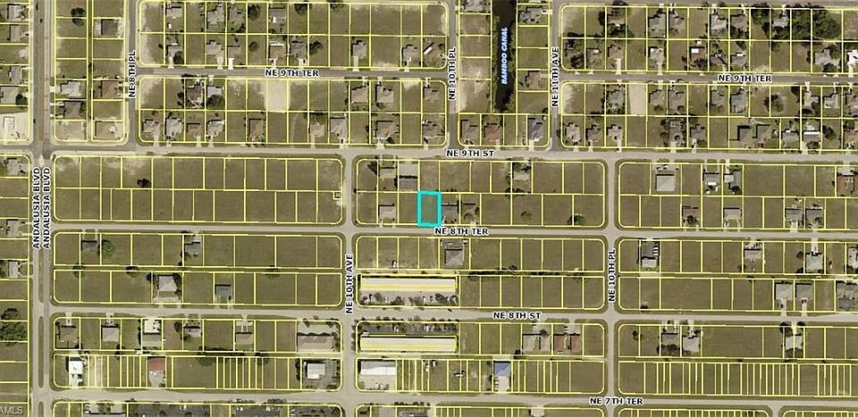 2nd image of 1013 NE 8th Ter