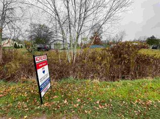 1091 Chesaning Rd, Montrose, MI 48457