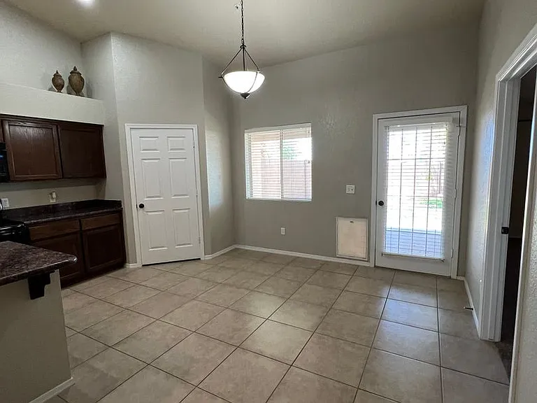 3174 S Robert Way — Photo 9