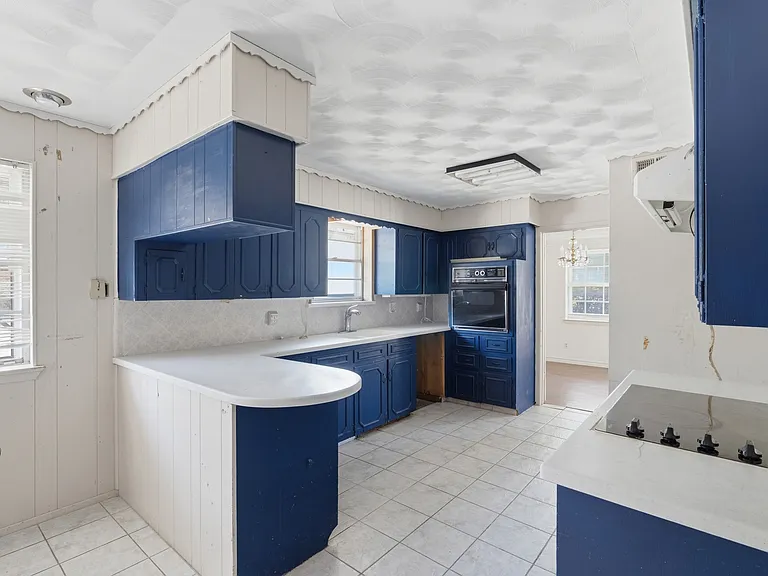 6607 Autumn Woods Trl — Photo 7
