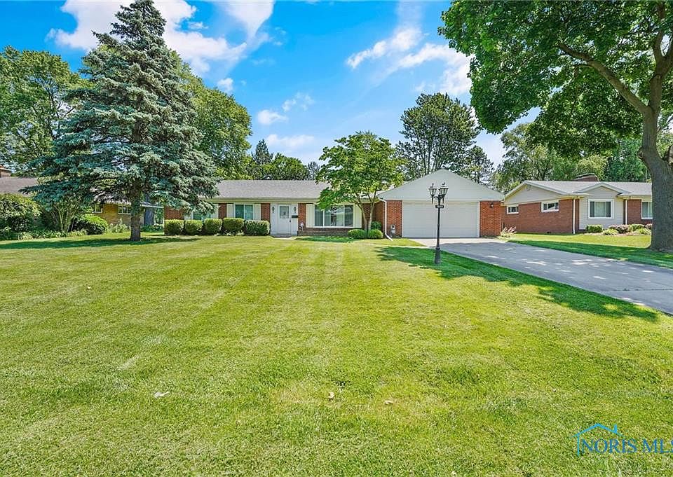 1st image of 3838 Greenview Dr