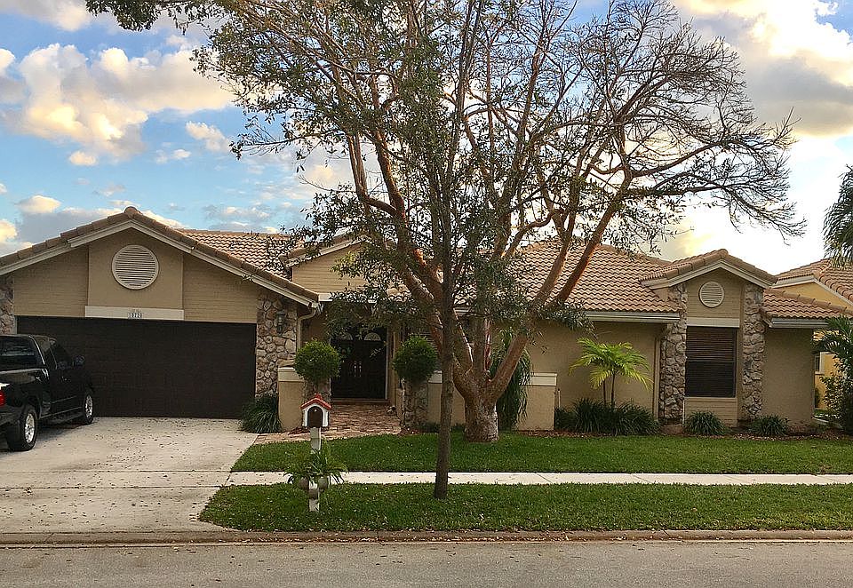 1st image of 10720 NW 18th Pl
