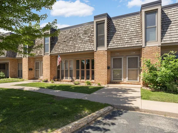 6425 Barrie Rd, Edina, MN 55435