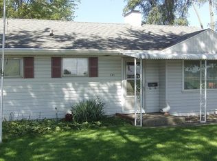 385 W Brookmont Blvd, Bradley, IL 60915