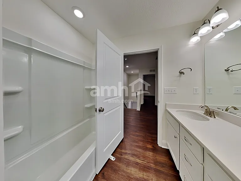 8124 Rapala Ln NW — Photo 19