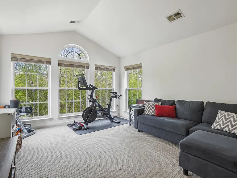 18119 Camdenhurst Dr — Photo 15