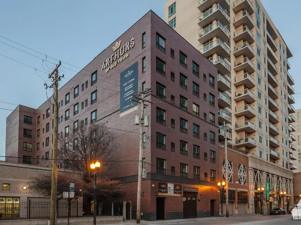Arthurs of Old Town, 300 W Division St Unit 707, Chicago, IL 60610