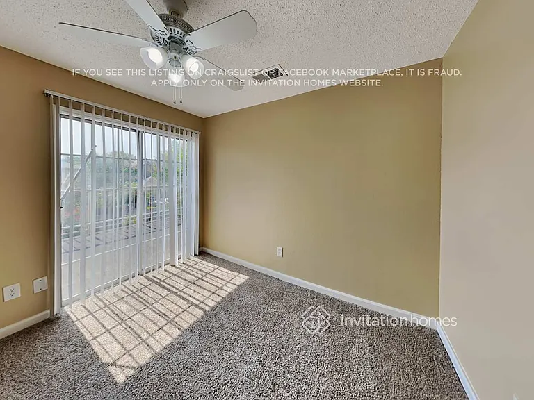 2110 Loretta Ln — Photo 9