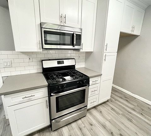 5th image of 6158 Adenmoor Ave