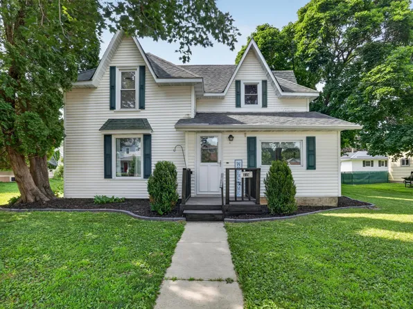 115 W Cabot St, Le Roy, MN 55951