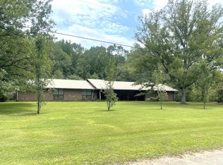 2282 Old Pickens Rd, Kosciusko, MS 39090