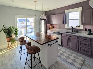 1126 Saratoga St FLOOR 1, Boston, MA 02128