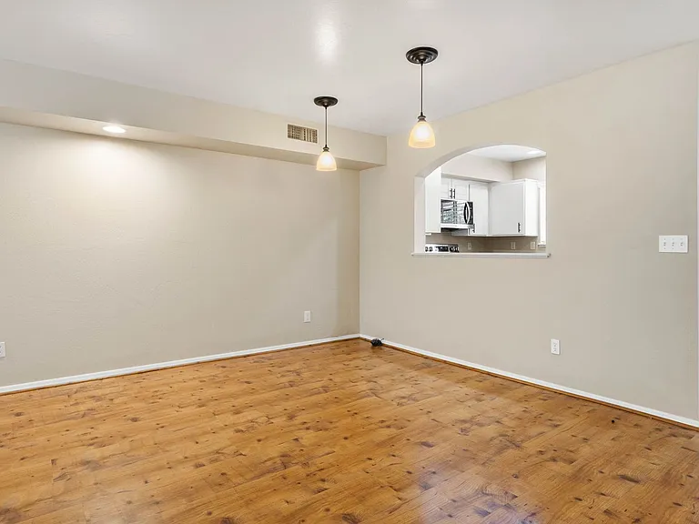 741 Gail Gardner Way #L — Photo 8
