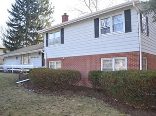 1927 Western Ave, Geneva, IL 60134