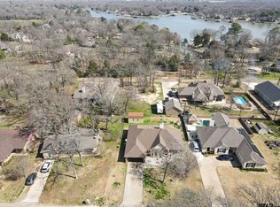 110 Trailwood Rd, Mabank, TX 75156