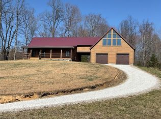 2197 County Line Rd, Saint Marys, WV 26170