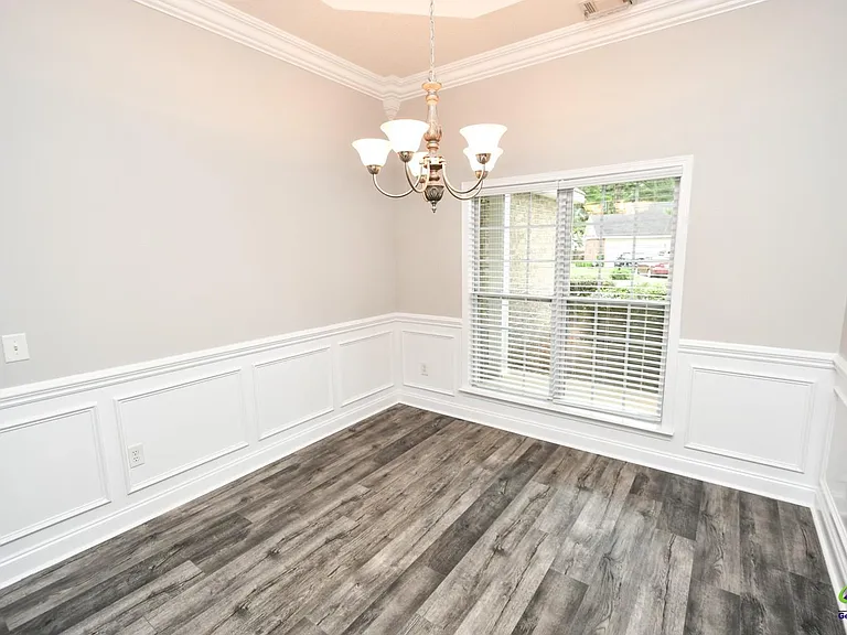 304 Newport Ave — Photo 3