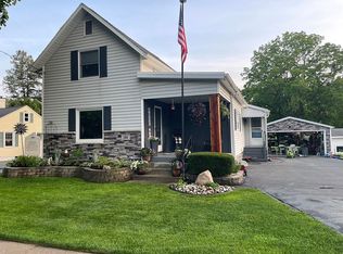 200 E Washington St, Dimondale, MI 48821