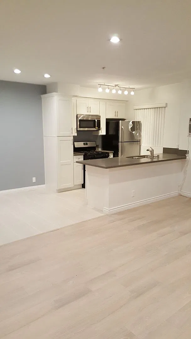 1132 S Oakhurst — Photo 4