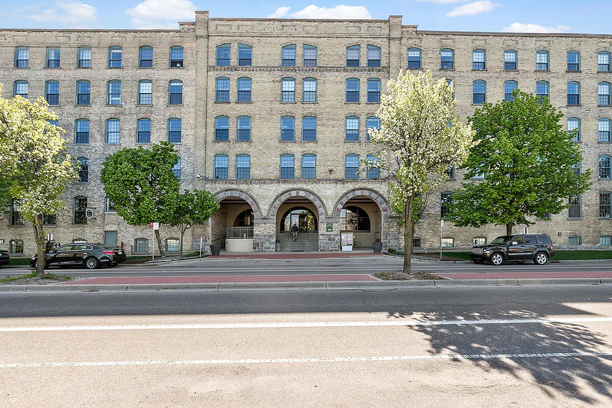 940 Monroe Ave NW Unit 559 photo 1