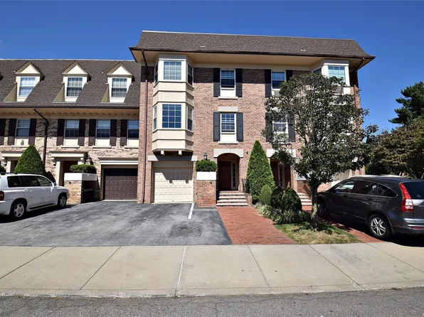 13-03 Michael Court #172 L, Bayside, NY 11360