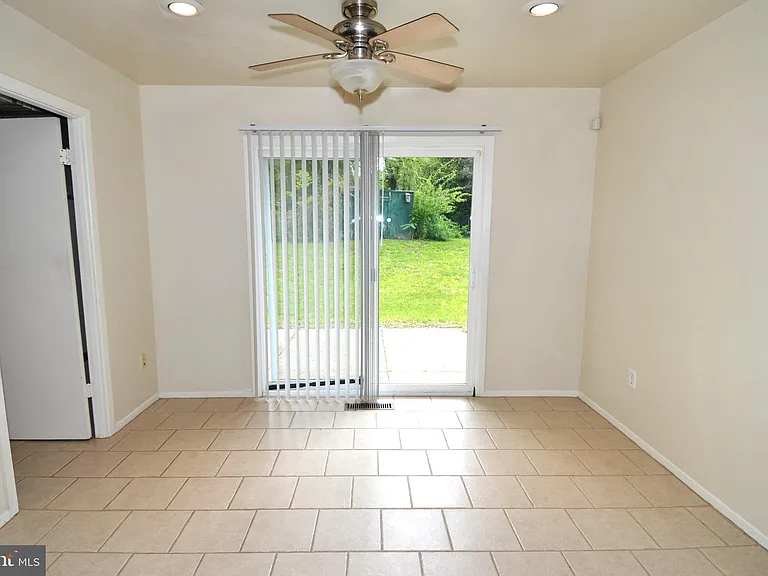 3717 Irongate Ln — Photo 6