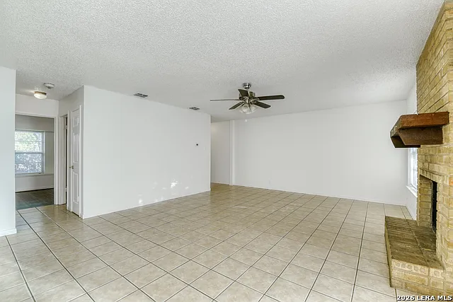 11507 Spring Crest St — Photo 3