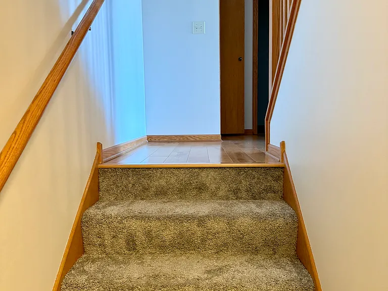 616 Shardlow Ln NE — Photo 9