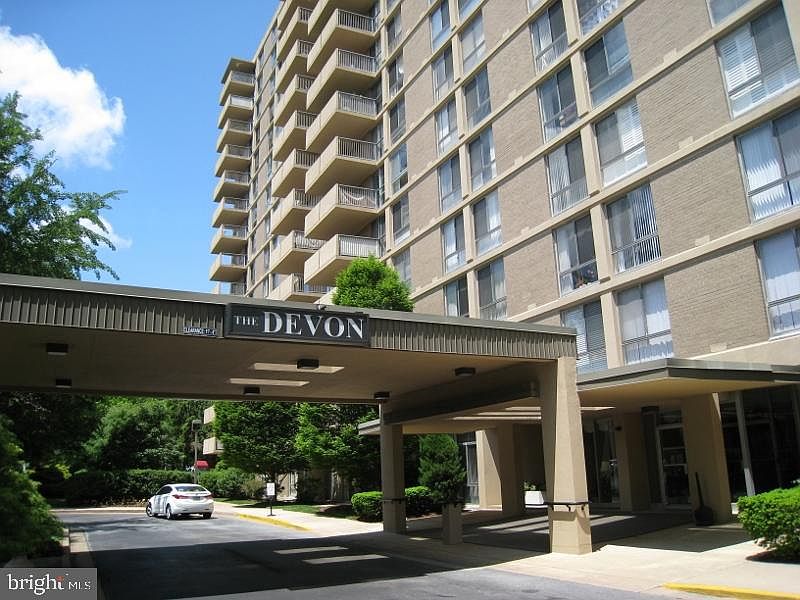 1st image of 2401 Pennsylvania Ave APT 1014