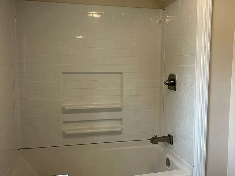 2913 Brooks Ave — Photo 15