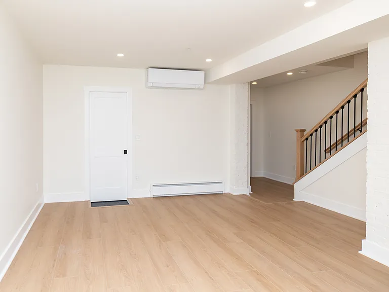 219 Trenton St #1 — Photo 14