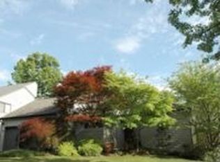 2119 S Bay Ln, Reston, VA 20191