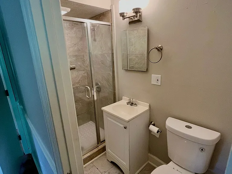 6328 Luna Dr — Photo 16