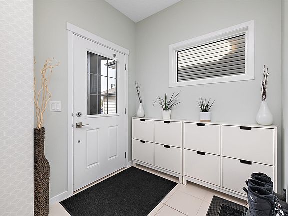 5th image of 2927 11th St NW
