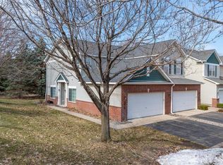8010 Stratford Cir S, Shakopee, MN 55379