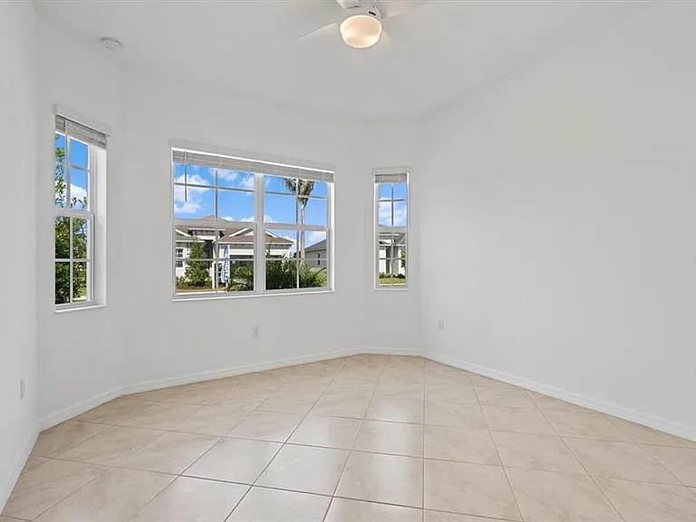 17118 Jadestone Ct — Photo 30
